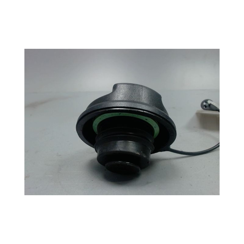 BOUCHON RESERVOIR A CARBURANT CHEVROLET CAPTIVA