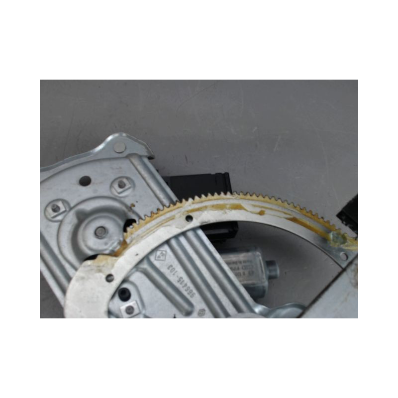 MECANISME LEVE-GLACE AVANT DROIT RENAULT MEGANE