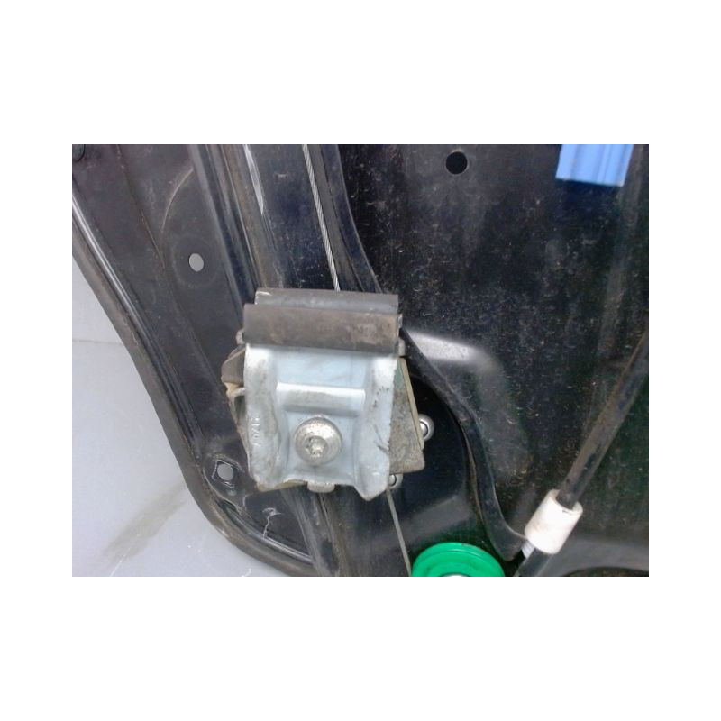 MECANISME+MOTEUR LEVE-GLACE AVANT DROIT VOLKSWAGEN PASSAT 5 1.9 TDI - 8V TURBO