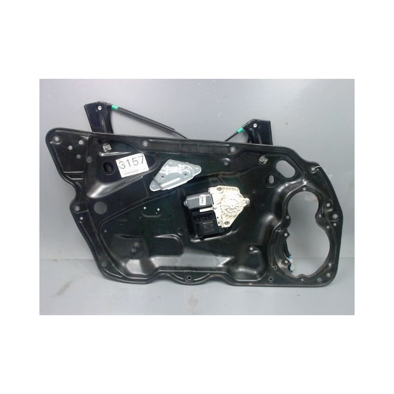 MECANISME+MOTEUR LEVE-GLACE AVANT GAUCHE VOLKSWAGEN PASSAT 5 1.9 TDI - 8V TURBO