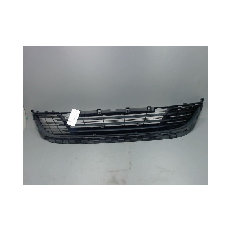 GRILLE PARE-CHOC AVANT PEUGEOT 308 2011-