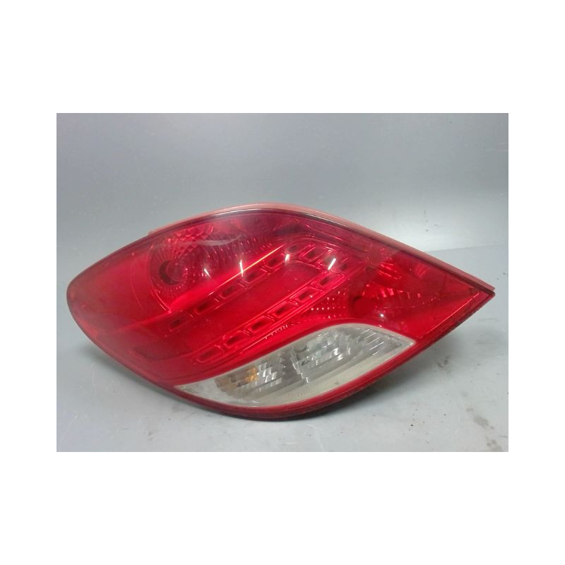 FEU ARRIERE GAUCHE  PEUGEOT 207 3P