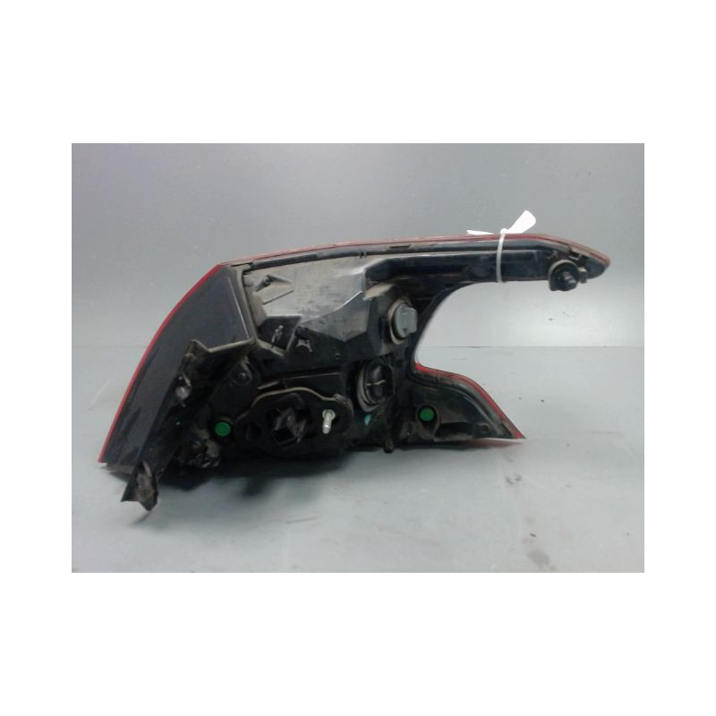 FEU ARRIERE GAUCHE  PEUGEOT 308 2 PHASE 1 DIESEL