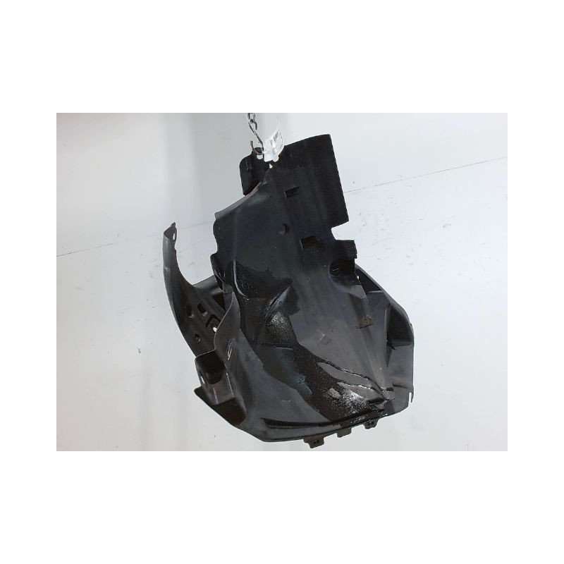 PARE-BOUE AVANT DROIT RENAULT ZOE