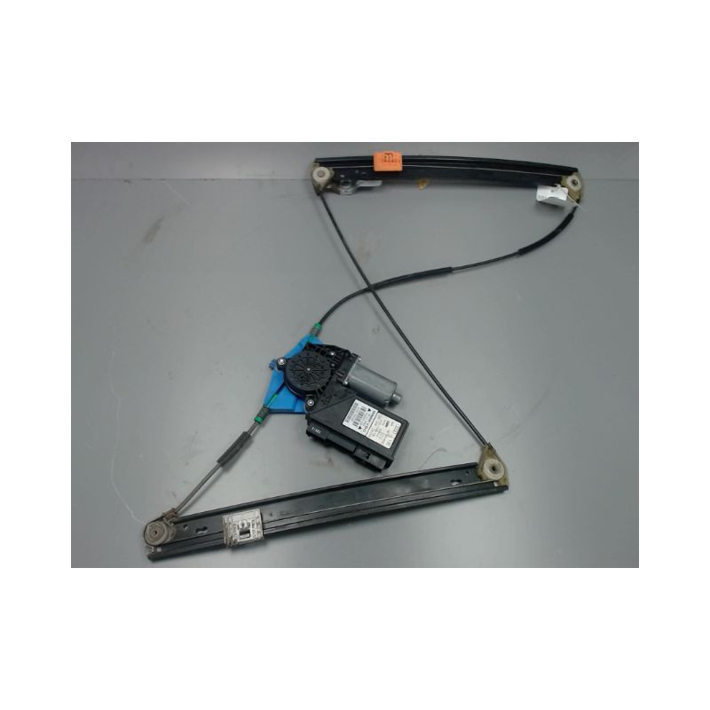 MECANISME+MOTEUR LEVE-GLACE AVANT DROIT AUDI A4 2 AVANT PHASE 2 BREAK GASOI
