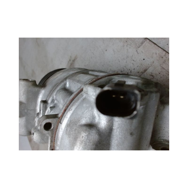 COMPRESSEUR AIR CONDITIONNE AUDI A4 2004-