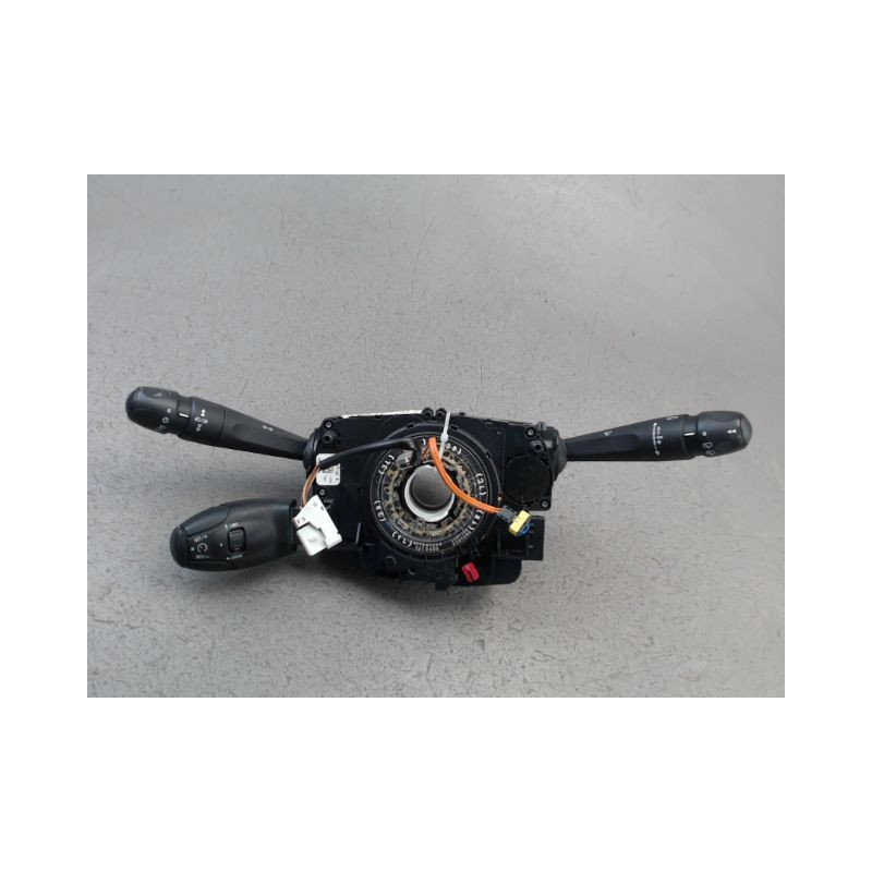 BLOC COMMODOS PEUGEOT 208