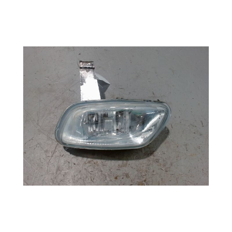 PHARE ANTIBROUILLARD AVANT GAUCHE PEUGEOT 106 96-2003