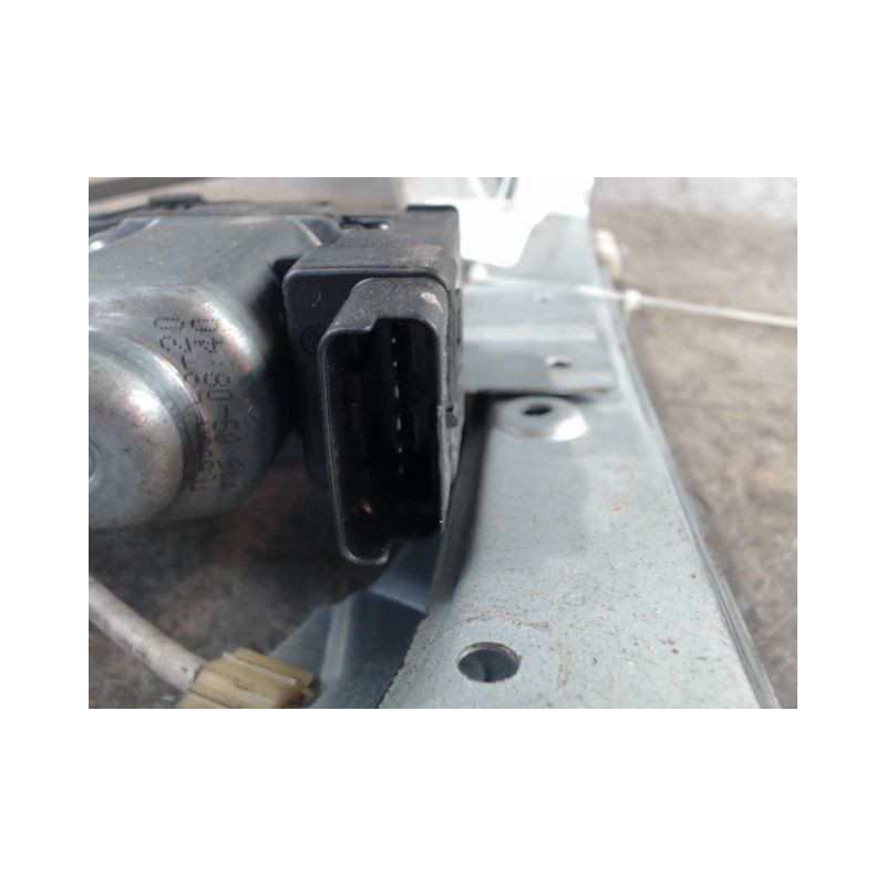 MECANISME+MOTEUR LEVE-GLACE AVANT GAUCHE RENAULT CLIO III 2009-