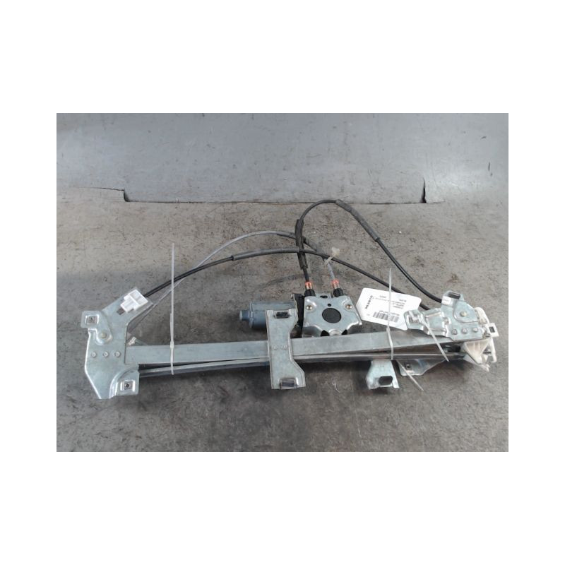 MECANISME+MOTEUR LEVE-GLACE AVANT DROIT PEUGEOT PARTNER