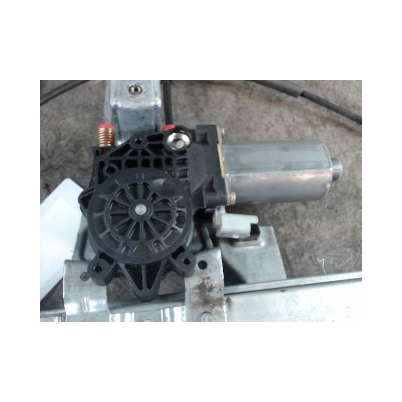 MECANISME+MOTEUR LEVE-GLACE AVANT DROIT PEUGEOT PARTNER