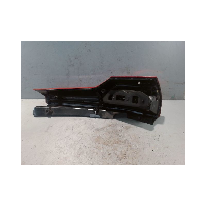 FEU ARRIERE GAUCHE  CITROEN C4 PICASSO LONG