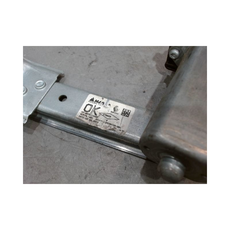 MECANISME+MOTEUR LEVE-GLACE AVANT GAUCHE DACIA SANDERO