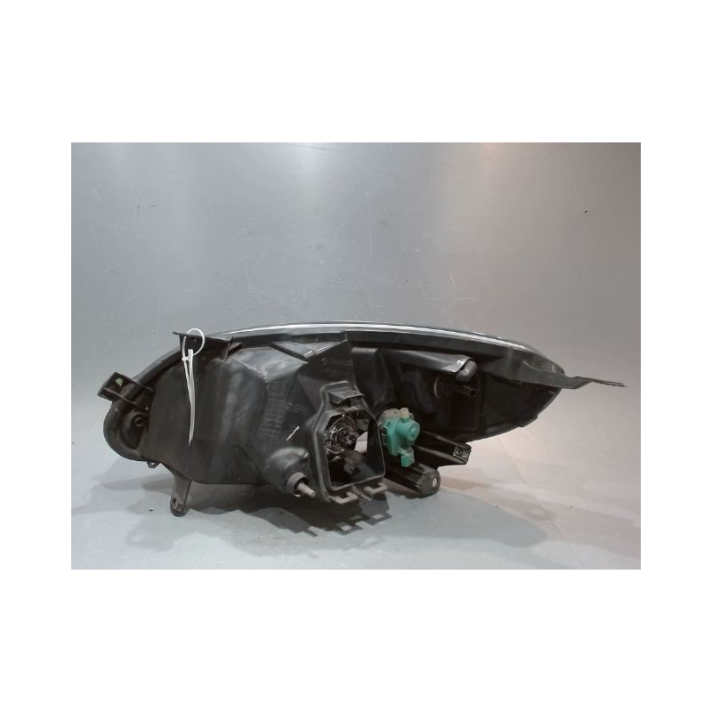 PHARE DROIT RENAULT TWINGO