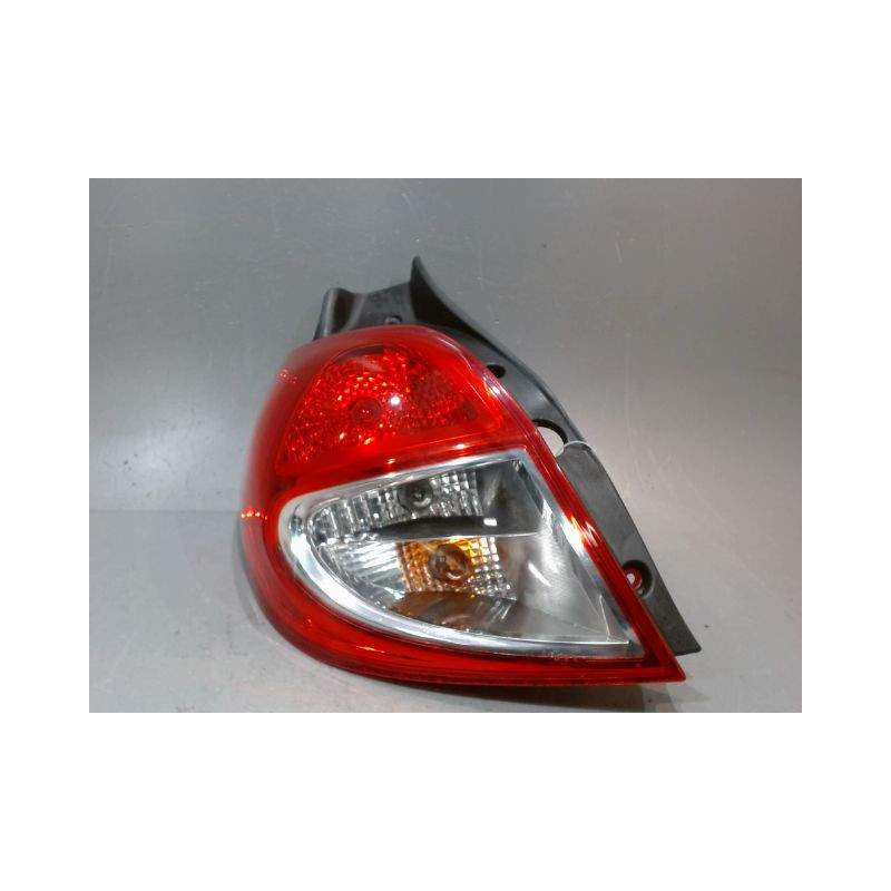 FEU ARRIERE GAUCHE  RENAULT CLIO III