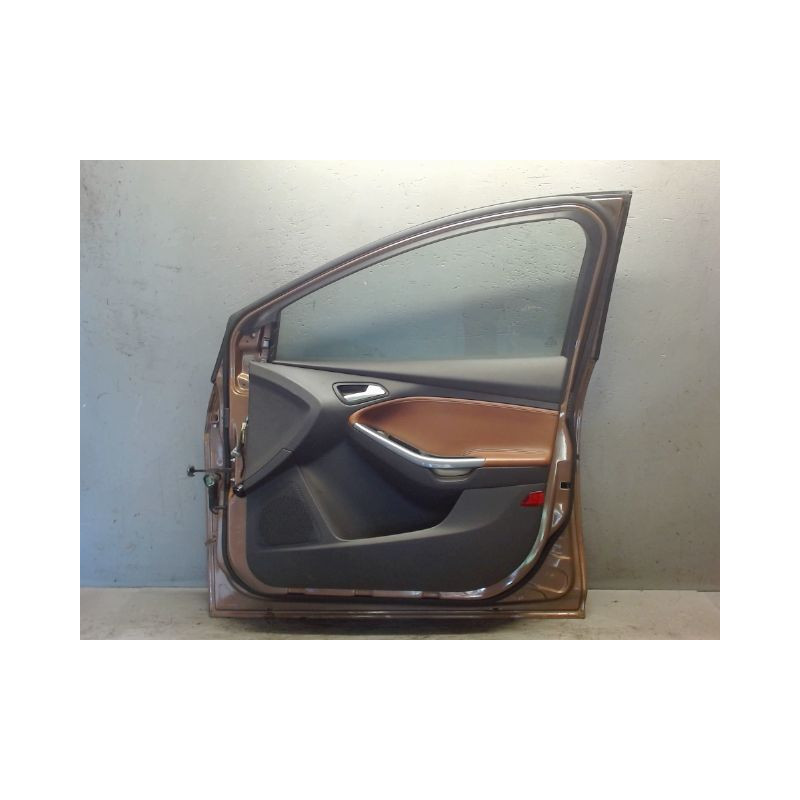 PORTE AVANT DROIT FORD FOCUS