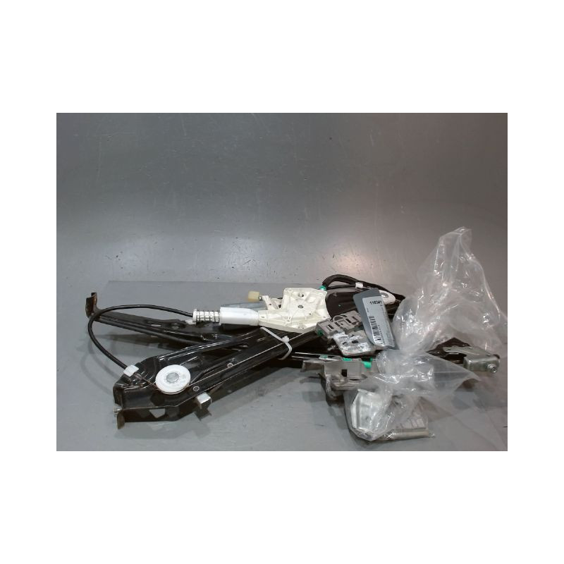 MECANISME+MOTEUR LEVE-GLACE AVANT DROIT MERCEDES CLS