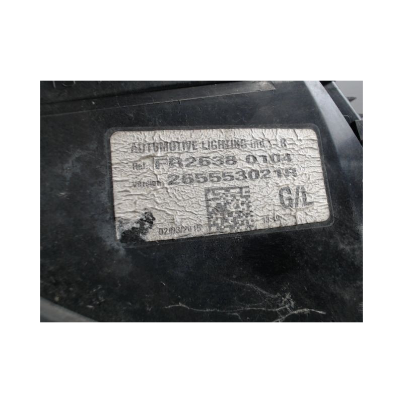 FEU ARRIERE GAUCHE  RENAULT CLIO
