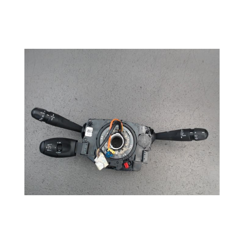 BLOC COMMODOS PEUGEOT 208