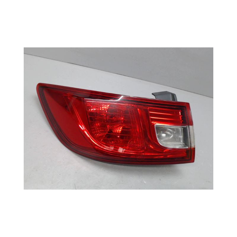 FEU ARRIERE GAUCHE  RENAULT CLIO
