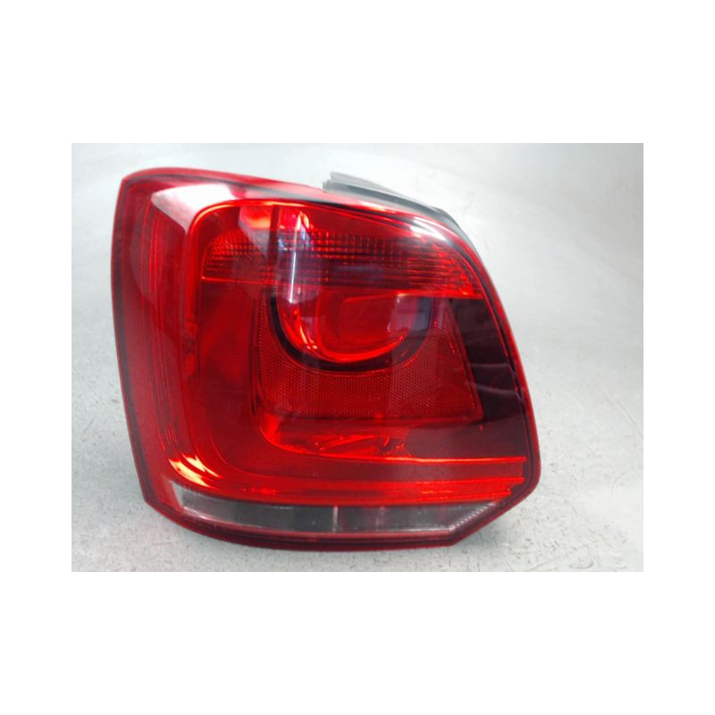 FEU ARRIERE GAUCHE  VOLKSWAGEN POLO
