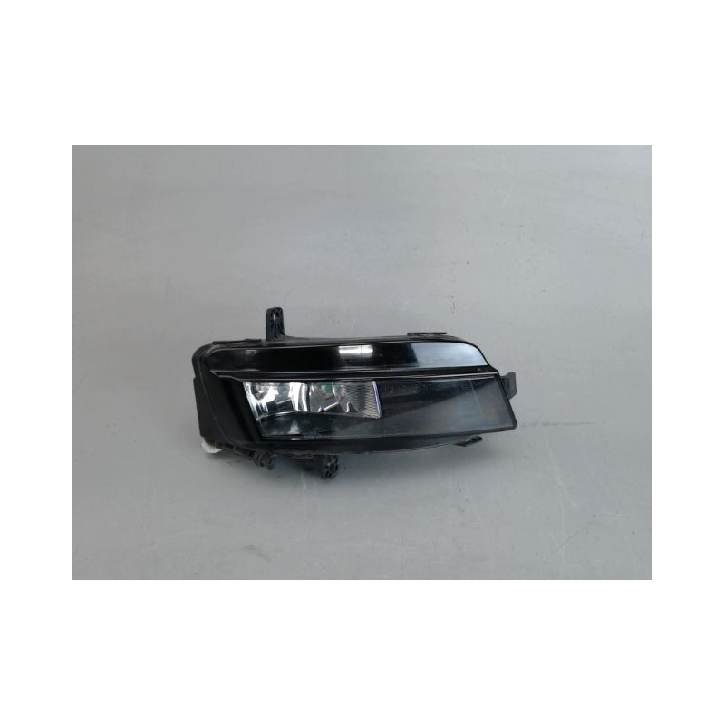 PHARE ANTIBROUILLARD AVANT DROIT VOLKSWAGEN GOLF