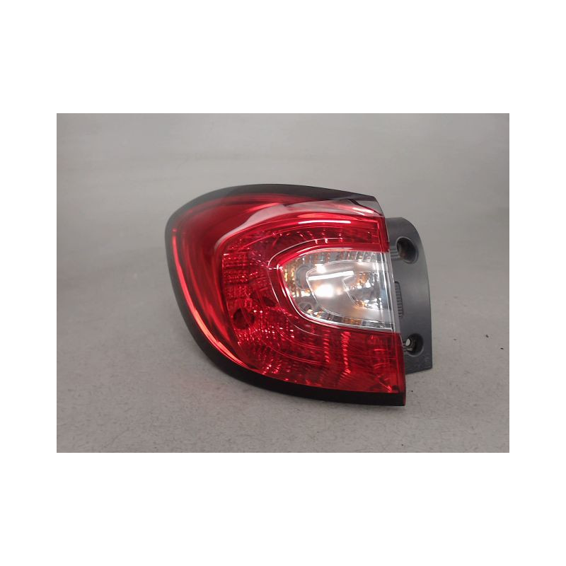 FEU ARRIERE GAUCHE  RENAULT CAPTUR