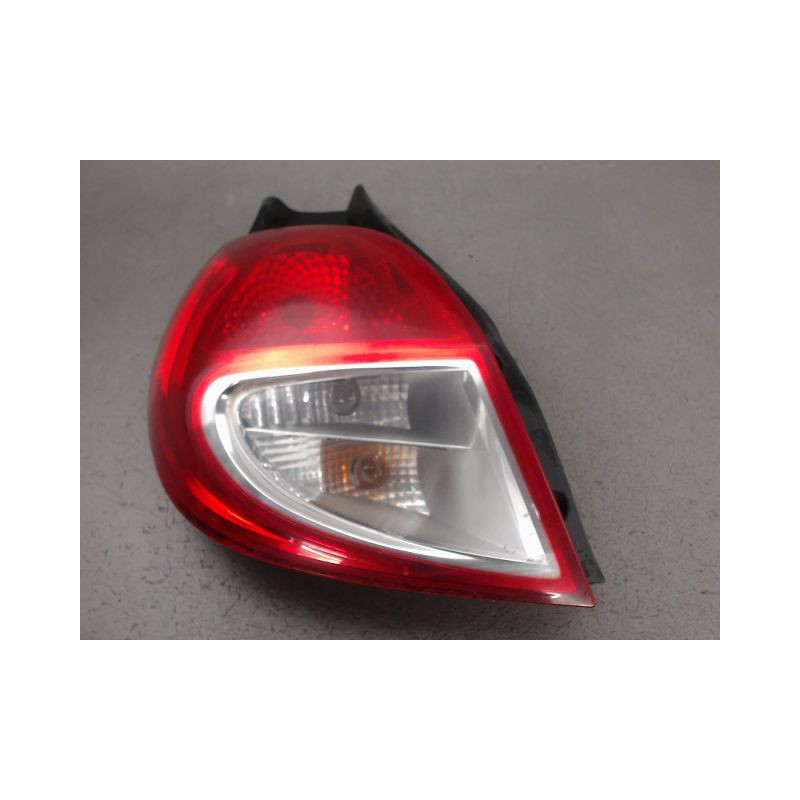 FEU ARRIERE GAUCHE  RENAULT CLIO