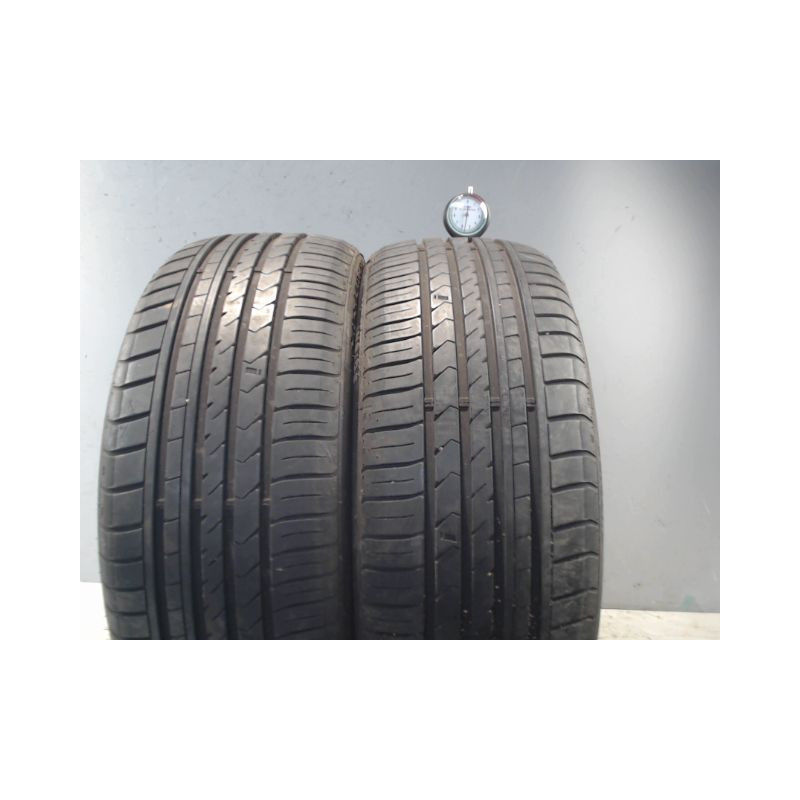 Paire de pneus WINRUN R330 205 40 17 84 W