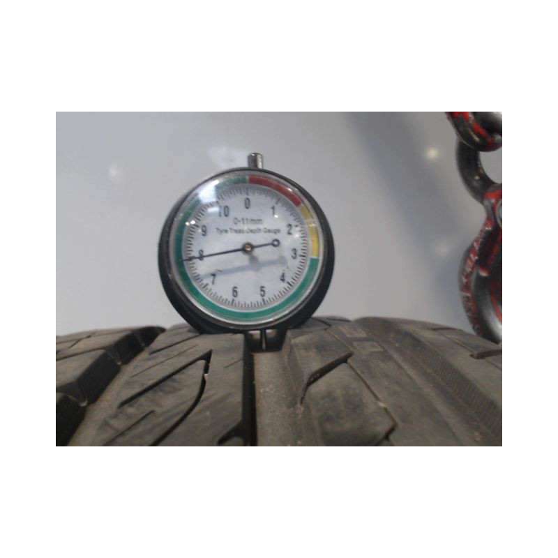 Paire de pneus OVATION VI-388 PERFORMANCE DSRT 215 40 17 87 W
