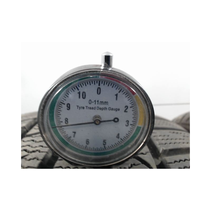 Paire de pneus LEAO WINTER DEFENDER UHP 195 50 15 82 H