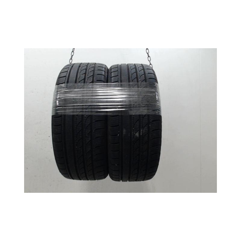 Paire de pneus TRACMAX ICE-PLUS S210 215 40 17 87 V