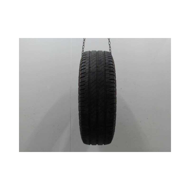 Pneu MICHELIN AGILIS 3 215 65 16 106 T