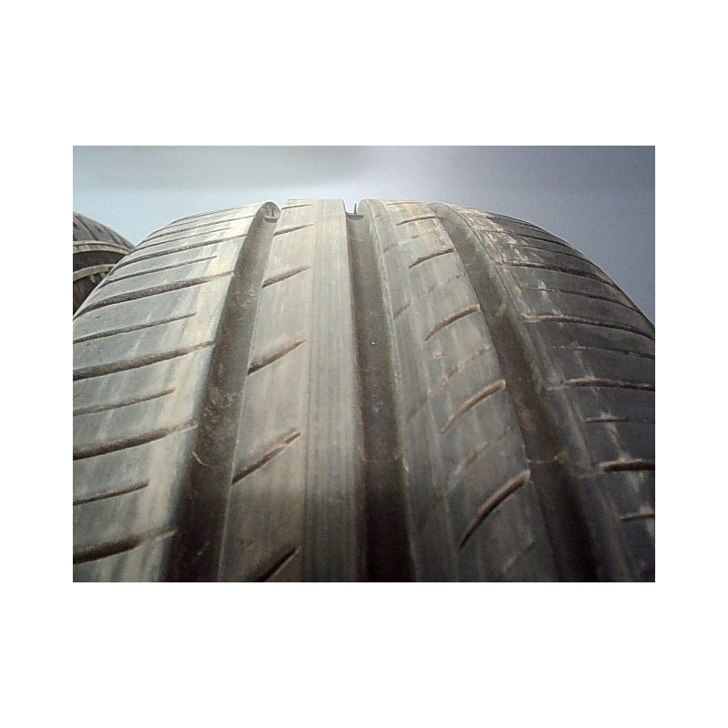 Paire de pneus KUMHO ECOWING ES31 195 60 16 89 H