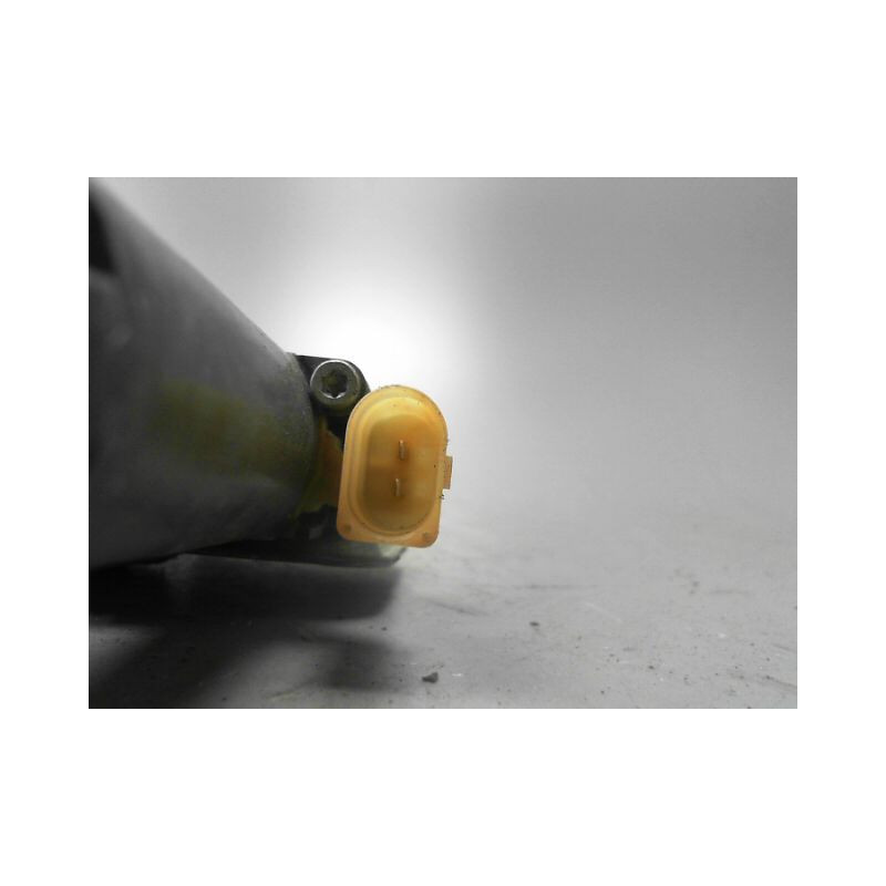 MECANISME+MOTEUR LEVE-GLACE AVANT DROIT TOYOTA YARIS