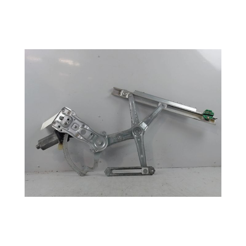 MECANISME+MOTEUR LEVE-GLACE AVANT DROIT MERCEDES C250