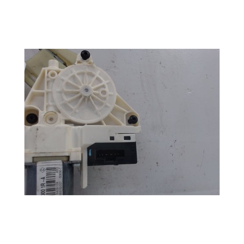 MECANISME+MOTEUR LEVE-GLACE ARRIERE DROIT RENAULT LAGUNA ESTATE 2007-