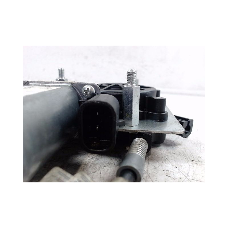 MECANISME+MOTEUR LEVE-GLACE AVANT DROIT VOLKSWAGEN FOX