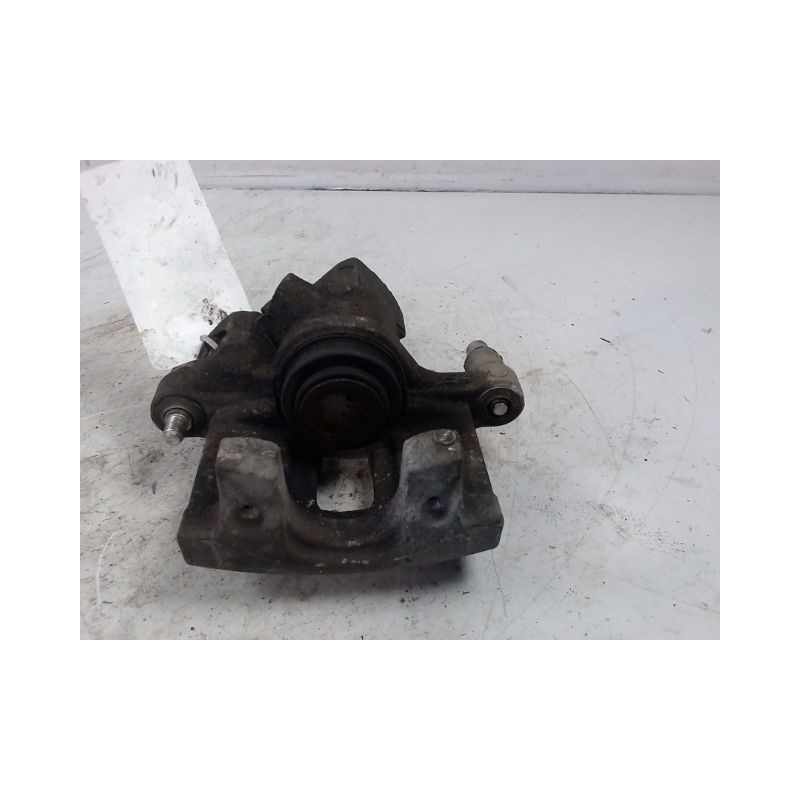 ETRIER DE FREIN ARRIERE DROIT VOLVO V40 2000-