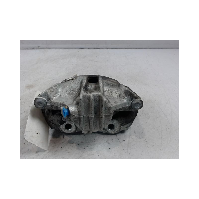 ETRIER DE FREIN AVANT GAUCHE PEUGEOT 208
