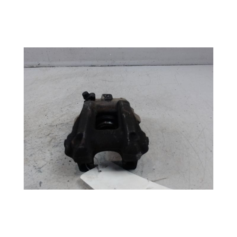 ETRIER DE FREIN ARRIERE DROIT B.M.W. SERIE 1