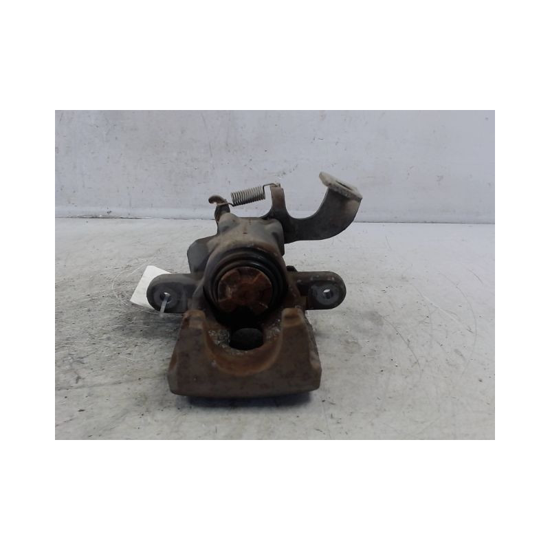 ETRIER DE FREIN ARRIERE DROIT TOYOTA AURIS 2010-