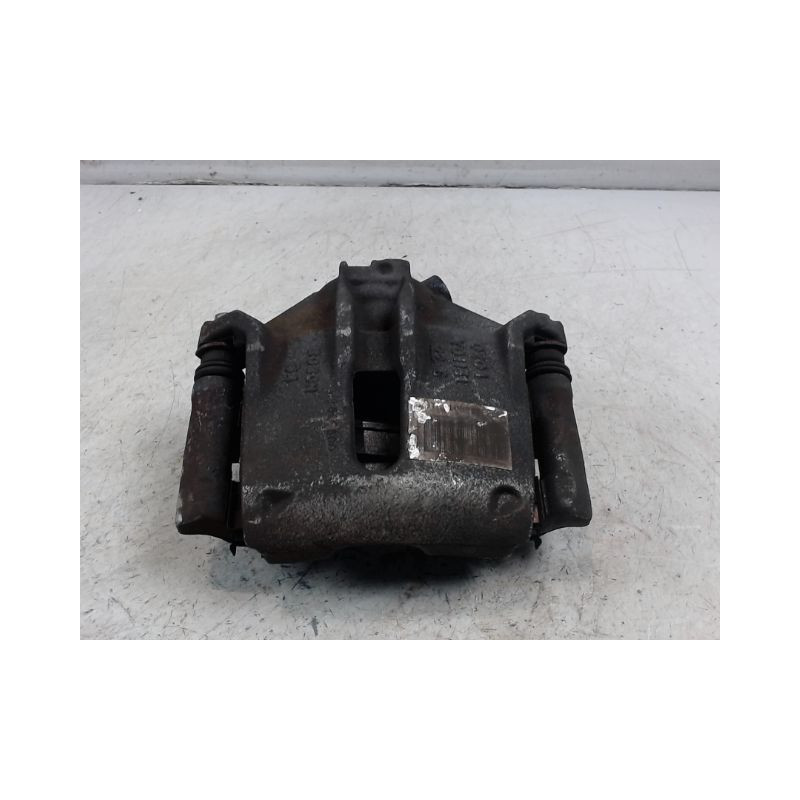 ETRIER DE FREIN AVANT GAUCHE PEUGEOT 208