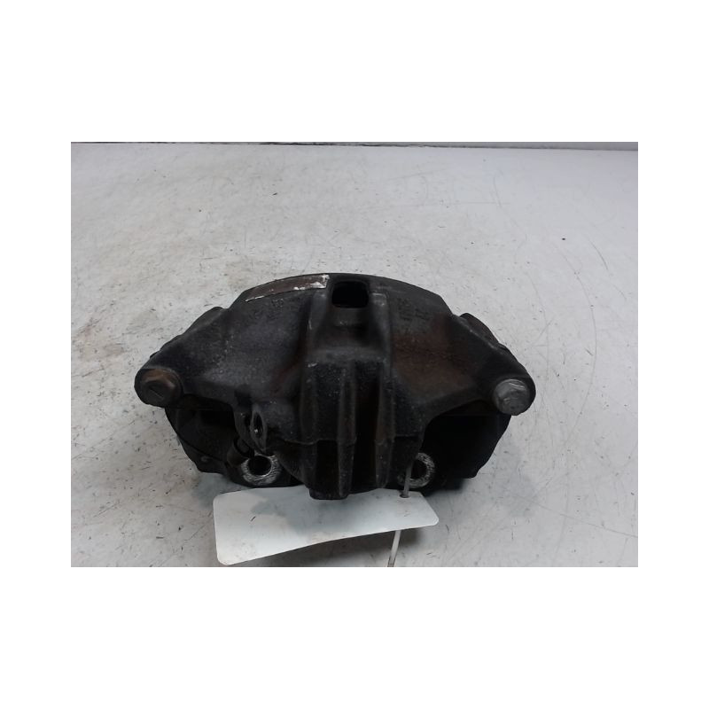 ETRIER DE FREIN AVANT GAUCHE PEUGEOT 208