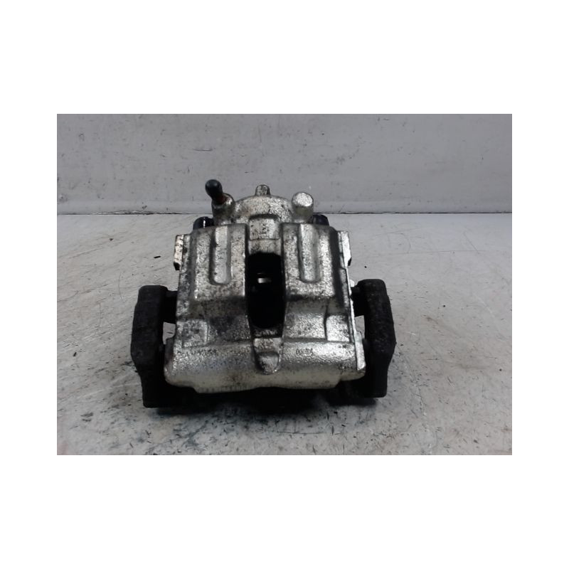 ETRIER DE FREIN ARRIERE GAUCHE B.M.W. SERIE 3