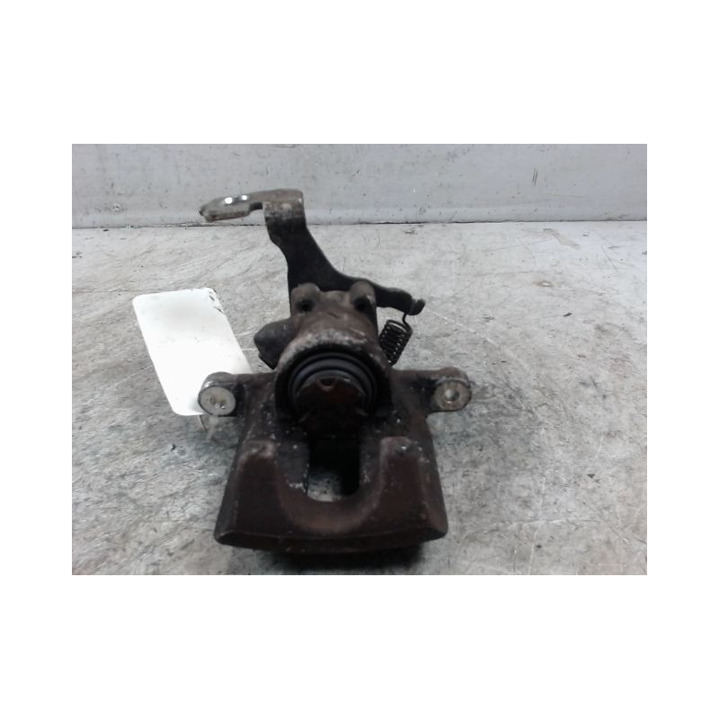ETRIER DE FREIN ARRIERE DROIT TOYOTA AURIS 2010-