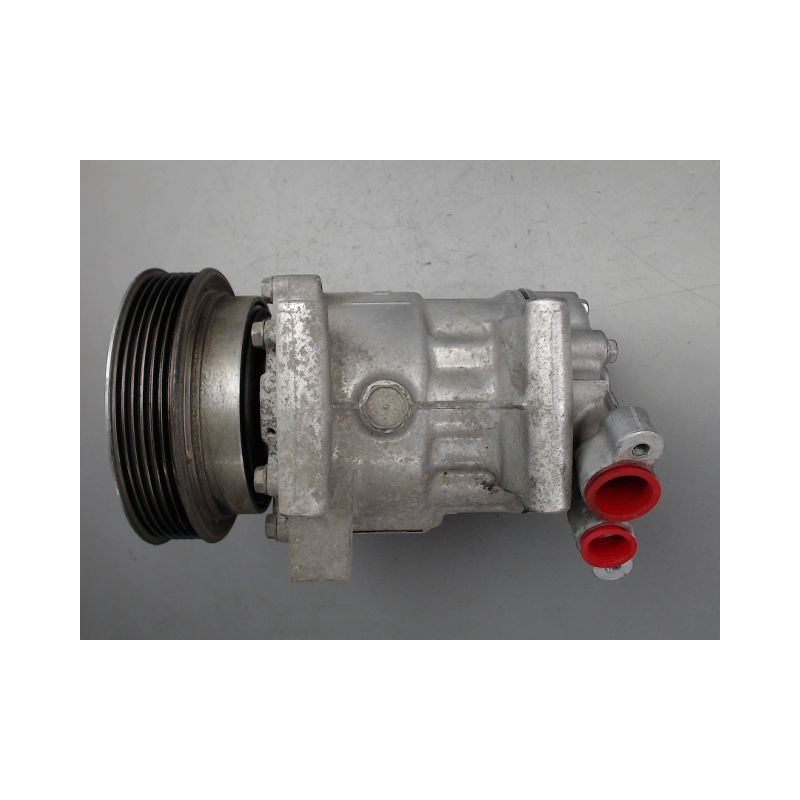 COMPRESSEUR AIR CONDITIONNE RENAULT CLIO