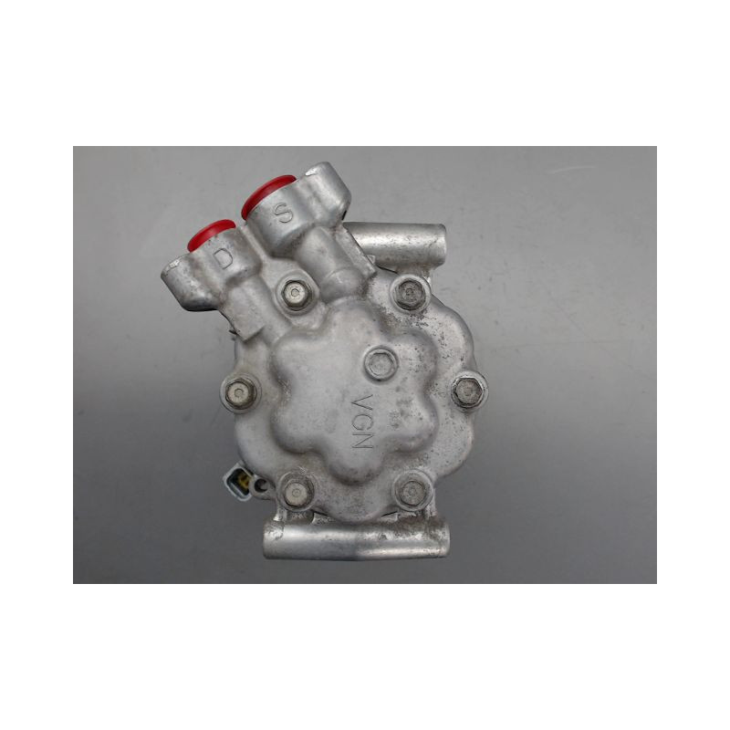 COMPRESSEUR AIR CONDITIONNE RENAULT CLIO