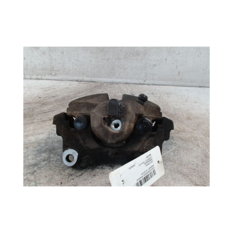 ETRIER DE FREIN AVANT DROIT VOLKSWAGEN PASSAT 2010-