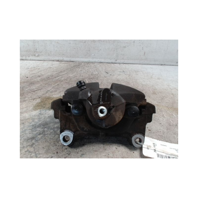 ETRIER DE FREIN AVANT GAUCHE VOLKSWAGEN PASSAT 2010-
